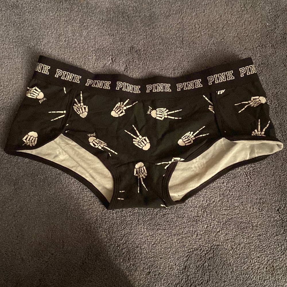 PINK • Victoria’s Secret booty shorts